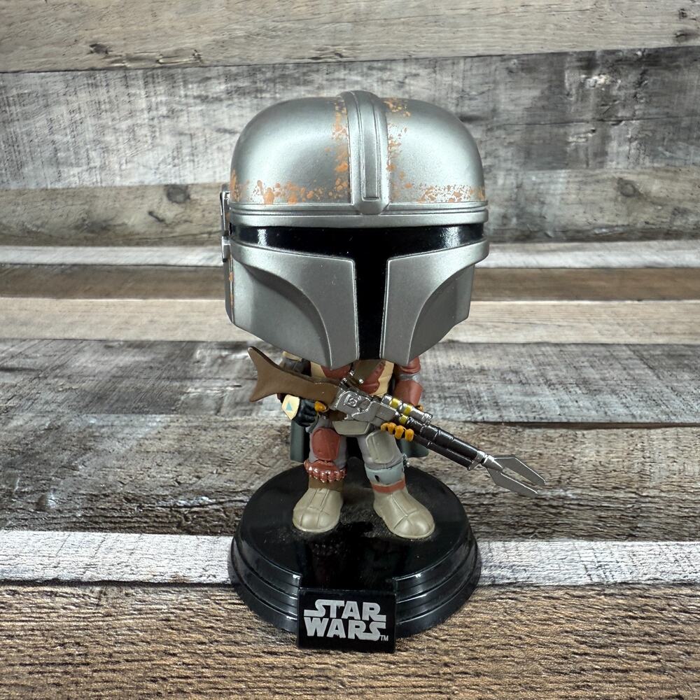 Funko Pop! Star Wars The Mandalorian Vinyl Figurine